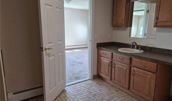 60 Saddle Grn B, North Providence, RI 02904