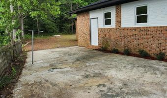 422 Kings Ave, Bishopville, SC 29010