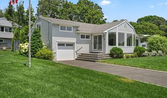 50 Beach View Dr, Stamford, CT 06902