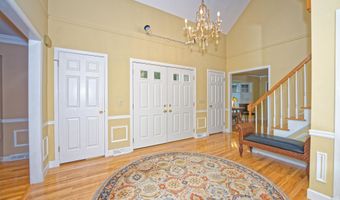 10 Birch Hill Rd, Albany, NY 12211