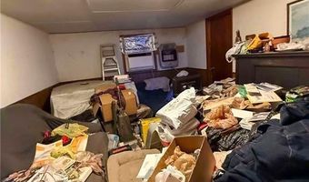 923 W 10th St, Baxter Springs, KS 66713