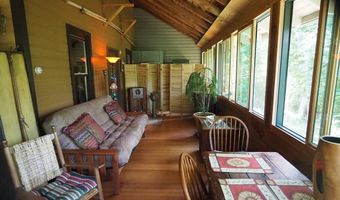 759 Young's Corners Rd, Amsterdam, NY 12010