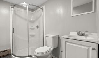 485 Hallett St, Bridgeport, CT 06608