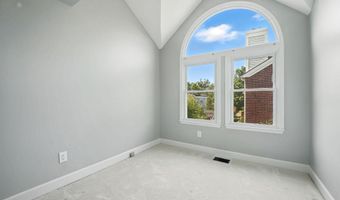 3911 COURTLAND Cir, Alexandria, VA 22305