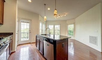 22571 HIGHCROFT Ter, Brambleton, VA 20148
