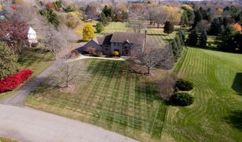 3682 Tanglewood Ct, Ann Arbor, MI 48105