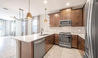 7212 PARADISO Dr, Apollo Beach, FL 33572