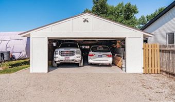 464 S Meridian St, Blackfoot, ID 83221