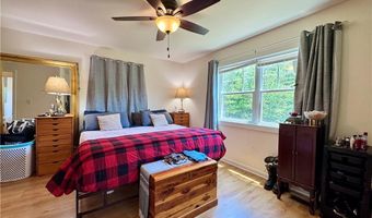 243 Hunter Ridge Ln, Ararat, NC 27007