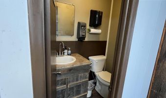 105 Couch St, Alton, MO 65606