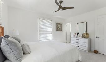 56 W 13th St, Avalon, NJ 08202