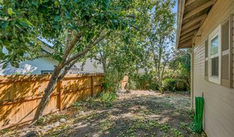 500 Poplar Pl, Ashland, OR 97520