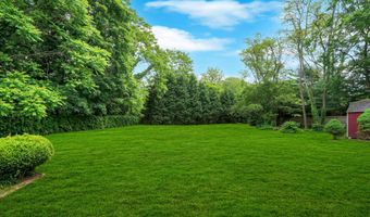 2230 Ramshorn Dr, Allenwood, NJ 08720