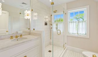 25 Tokeneke Trl, Darien, CT 06820