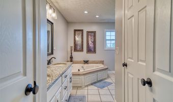 727 Summers Rd, Auburn, KY 42206