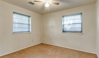 6829 NW 27th St, Bethany, OK 73008