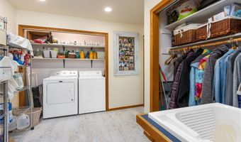314 Hart St, Big Timber, MT 59011