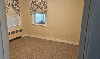 5 Booth Ave, East Providence, RI 02915