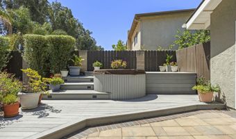 2142 Klamath Dr, Camarillo, CA 93010