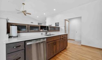 5574 Bantry Ln, Fitchburg, WI 53711