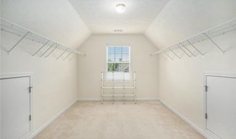 673 Country Grove Ln, Auburn, GA 30011