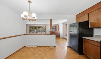 34 Crescent Dr, Akron, NY 14001