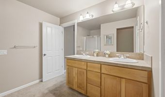1374 NW Fort Clatsop St, Bend, OR 97703