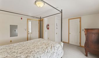 3 Cross St, Augusta, ME 04330