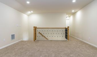 723 W Spaniel Dr, Ann Arbor, MI 48108