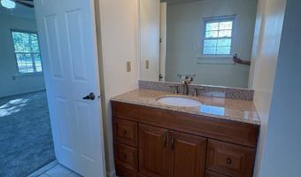 2 Elm Ct, Barnegat, NJ 08005