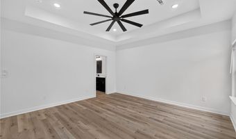 4 McGaugh Dr, Bella Vista, AR 72714