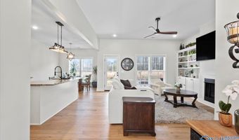 15 Swanee Dr, Albertville, AL 35950