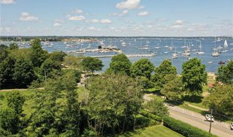 3 Harbor View Dr, Newport, RI 02840