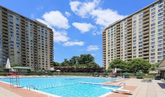 5225 POOKS HILL Rd 417N, Bethesda, MD 20814