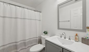 1107 SW Springfield Dr, Ankeny, IA 50023