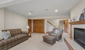 2917 E FALLCREEK Ln, Appleton, WI 54913