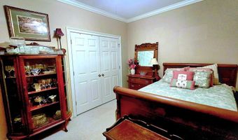 2303 Saddlebrook Ct, Albany, GA 31721