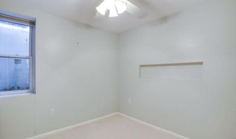 5904 LENOX Rd, Bethesda, MD 20817