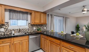 936 BAY RIDGE Ave 106, Annapolis, MD 21403