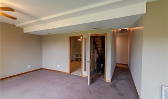 1502 Brookdale Dr, Atchison, KS 66002