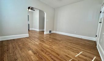 75 E Elm St, Alton, IL 62002