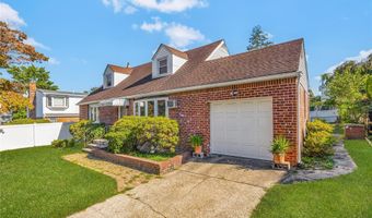 63 I U Willets Rd, Albertson, NY 11507