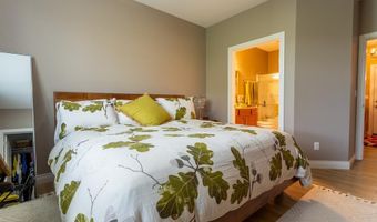 5574 Carver, Asbury, IA 52002