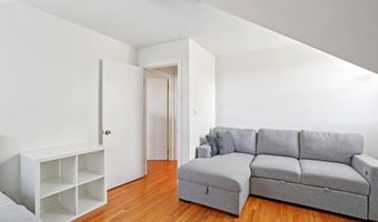 123 White St 123, Belmont, MA 02478