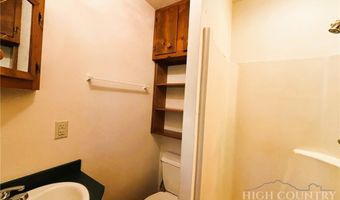 10221 NC Highway 105 S, Banner Elk, NC 28604