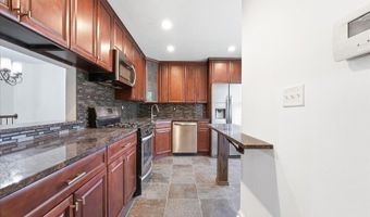 293 Gettysburg Way, Bayonne, NJ 07035