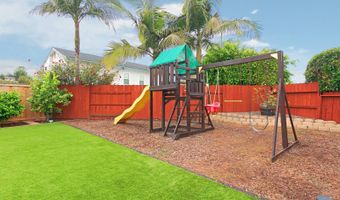 1684 Charlie Horse Way, Oceanside, CA 92057