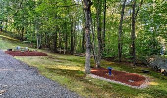 5 Hickory Hill Dr, Londonderry, NH 03053