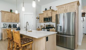 1296 Angela St, Chubbuck, ID 83202