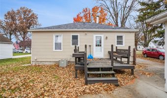 515 SW Southlawn Dr, Ankeny, IA 50023